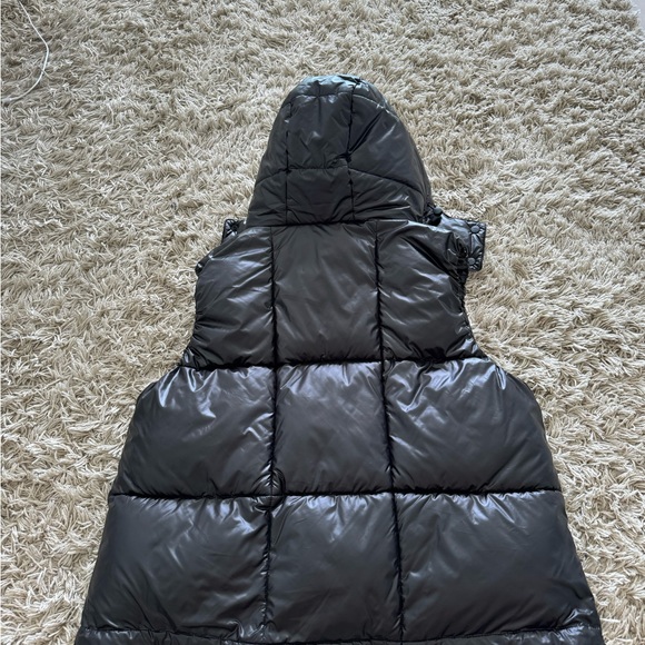 Michael Kors vest - Picture 5 of 5